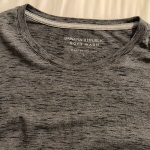 Banana Republic Heathered Gray Soft Wash Tee